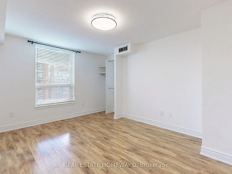 77 Maitland Pl #1827 — Photo 12