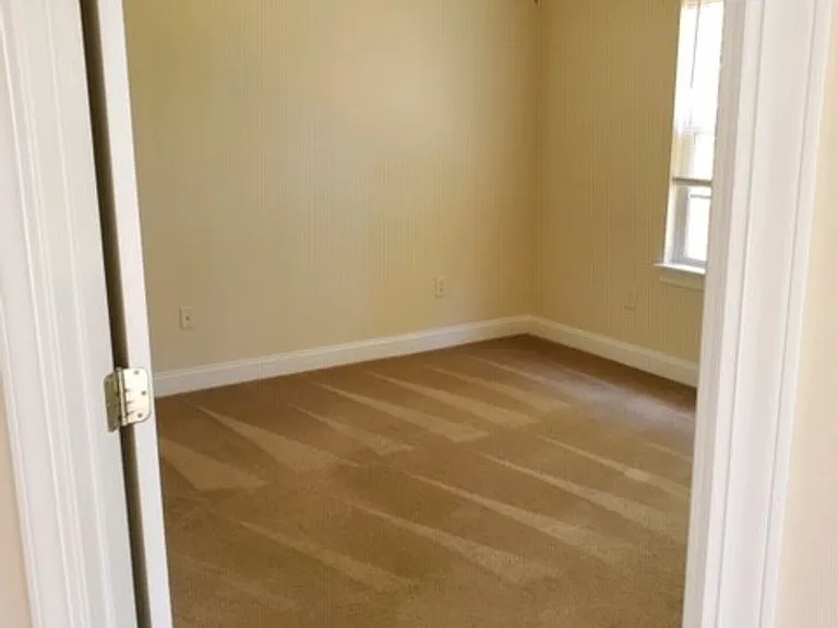674 Algonquin Dr #2H — Photo 8