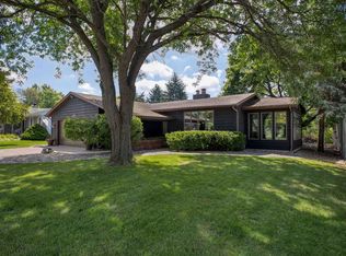 2131 W Harvest Dr, Appleton, WI 54914