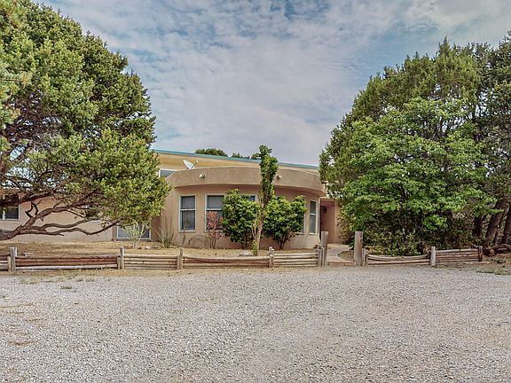 2nd image of 11 Autumnwood Ct