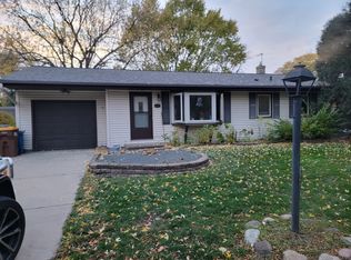 3669 Prairie Rd, White Bear Lake, MN 55110