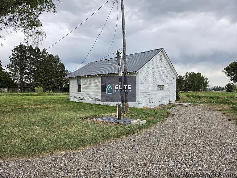 12381 N 15 E — Photo 18
