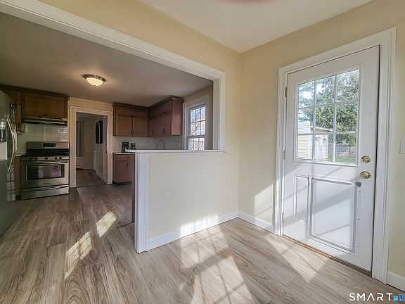 2nd image of 107 Main Street