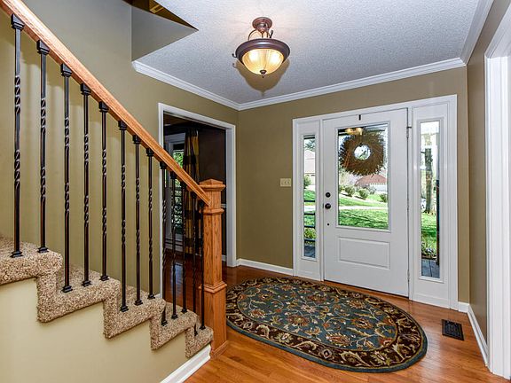 5th image of 2115 Waterloo Dr