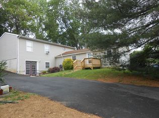 870 Parker St, Langhorne, PA 19047