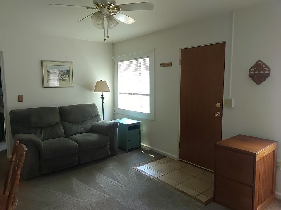 Living room 2