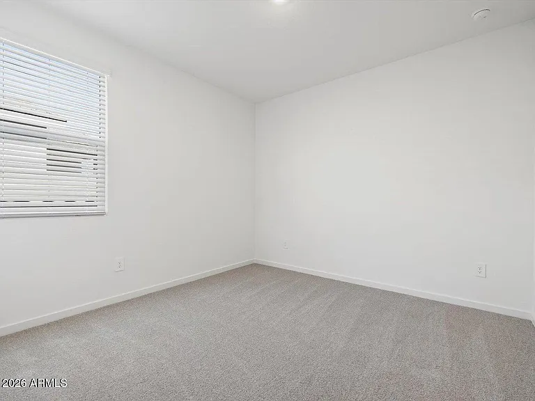2384 E Enantio Rd — Photo 21
