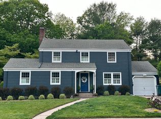 18 Hall St, Hamden, CT 06517