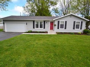 26 Webber Cir, Rochester, NY 14626