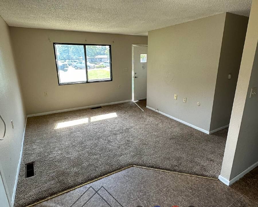 1st image of 102 8th Ave NW APT 11A