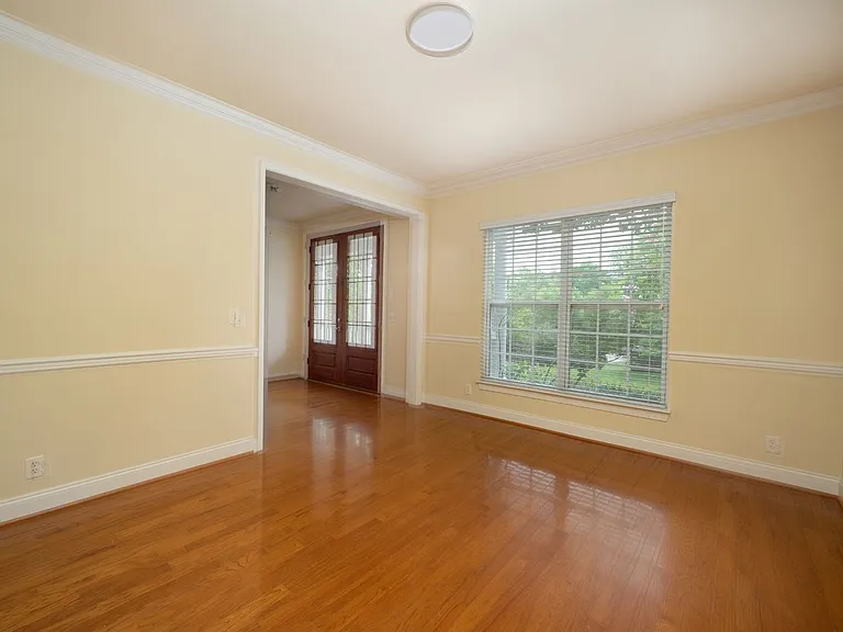 340 Wandering Cir — Photo 16