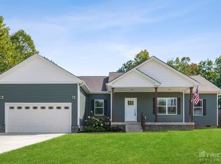 512 Poplar Bnd, Dickson, TN 37055