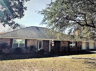 6044 The Woods Rd, Picayune, MS 39466