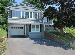 610 Liberty St, Meriden, CT 06450