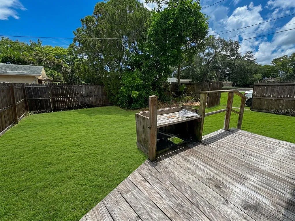 1 bed, 1.0 bath, 364 sqft, $1,100 — Photo 2