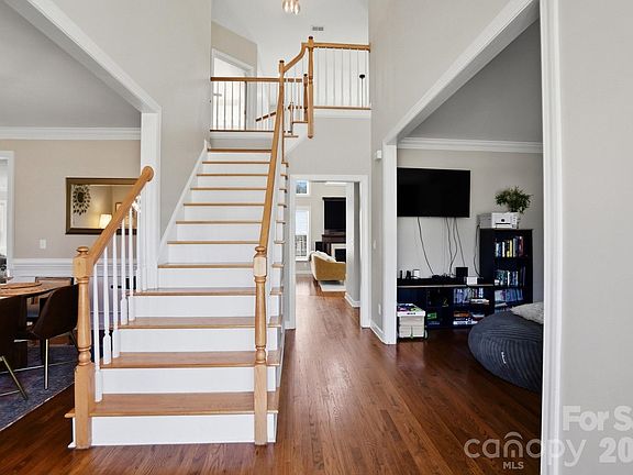 3rd image of 2107 Copperplate Rd