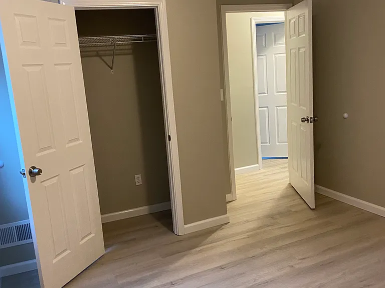 36 Snyder St — Photo 9