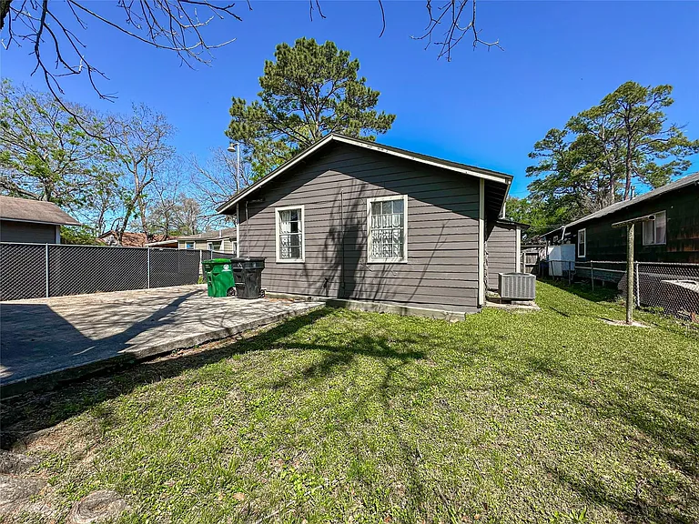 132 Grothe Ln — Photo 34