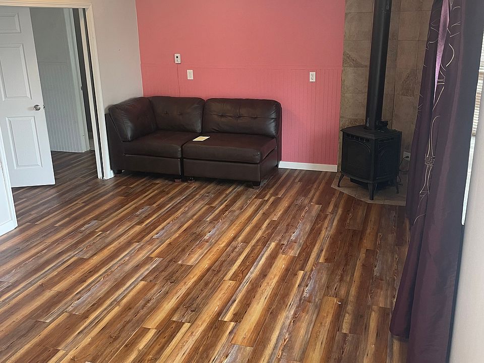 Entrance to living room