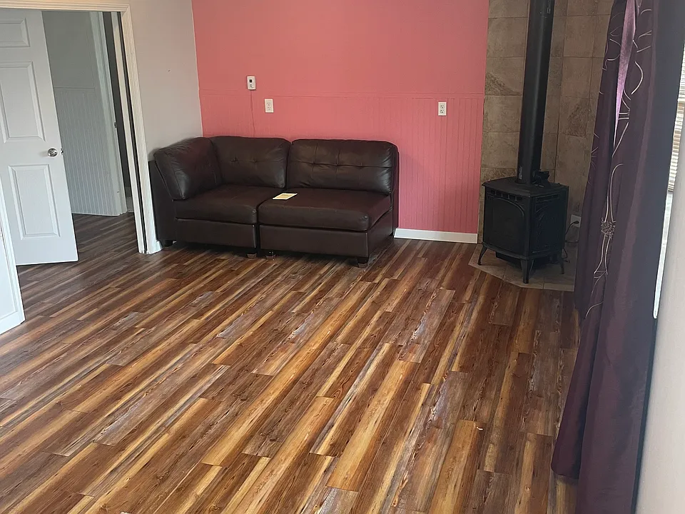 Entrance to living room