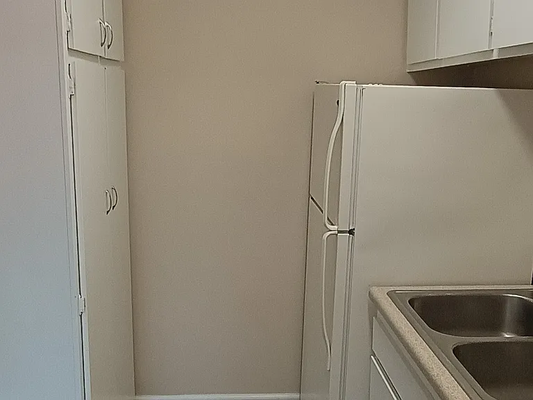 187 E Cherry Ln #211 — Photo 8