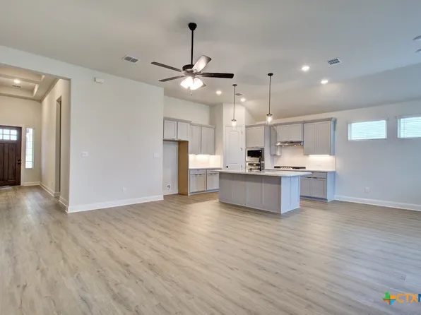 12197 Heartvine Pkwy, Schertz, TX 78154