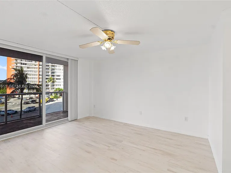 1351 NE Miami Gardens Dr #301E — Photo 5