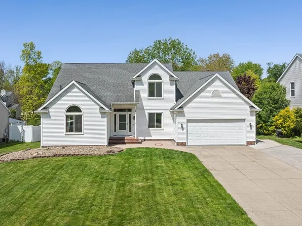 456 Helena Dr, Tallmadge, OH 44278