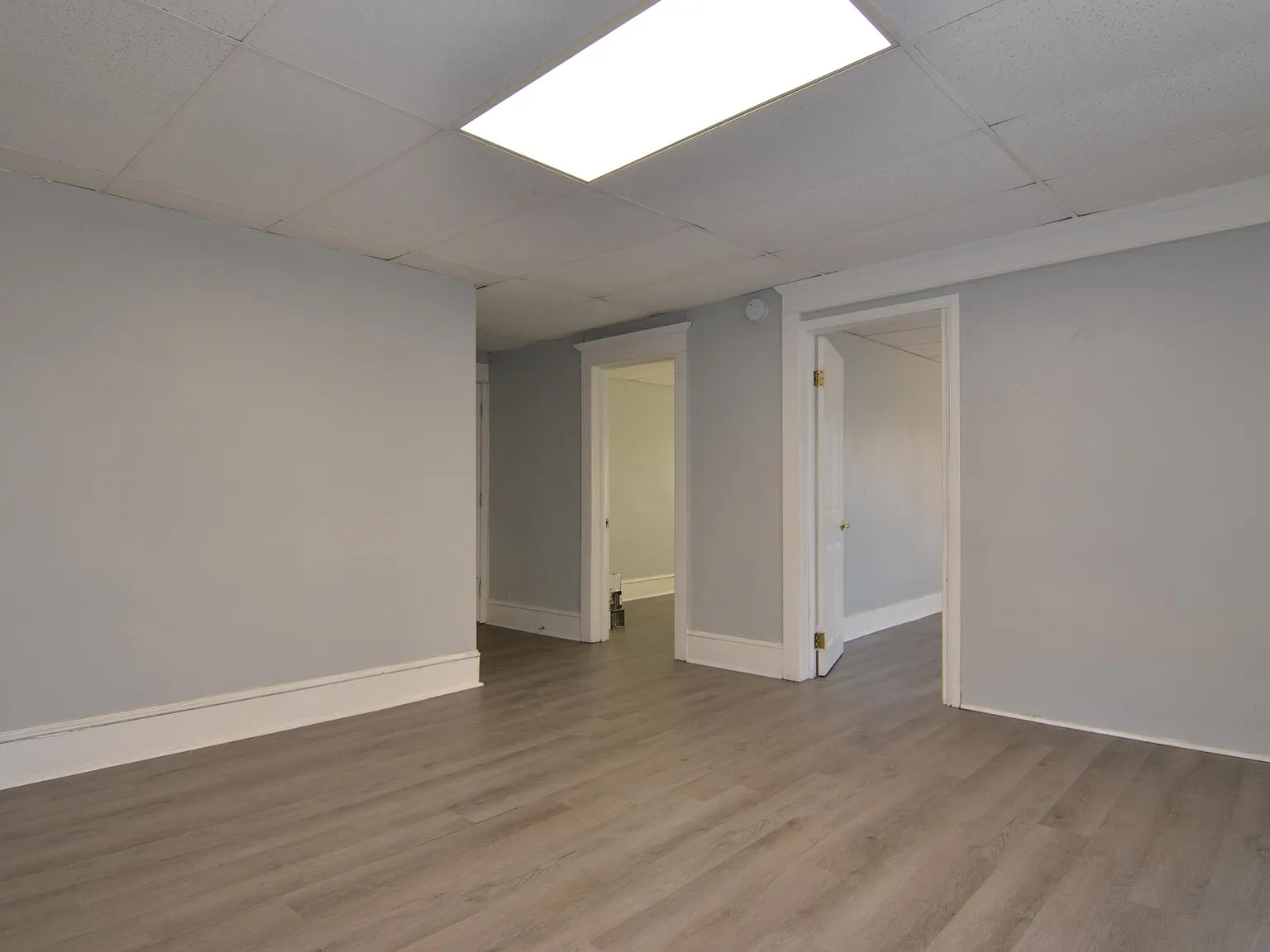 3 bed, 1000 sqft, $1,075 — Photo 2