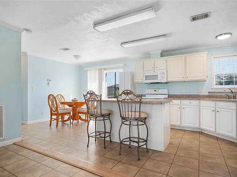 3004 Bamboo Ct — Photo 16