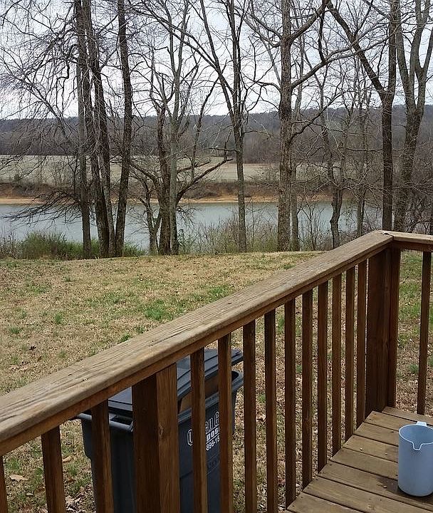 1st image of 939 Kingsbury Dr APT D