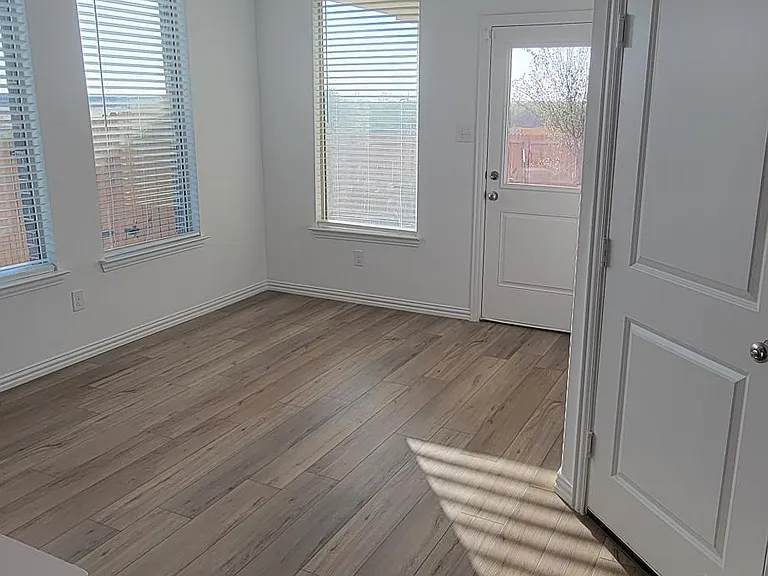 9901 Diamondhead Dr — Photo 13