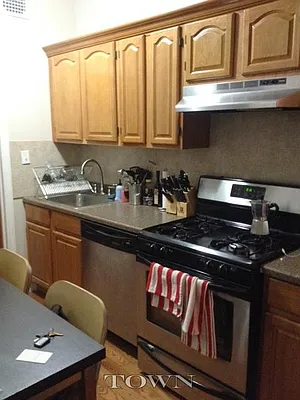 Rented by Town Residential | media 8