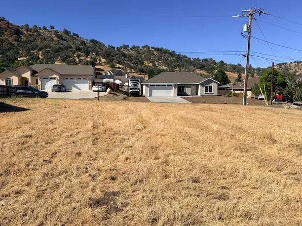 0 Buckpasser Pl, Tehachapi, CA 93561