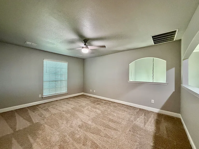 9220 Stewart St — Photo 19