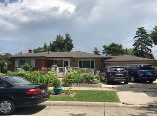 27136 Santa Ana Dr, Warren, MI 48093