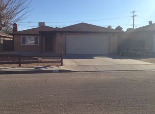 705 W Graaf Ave, Ridgecrest, CA 93555