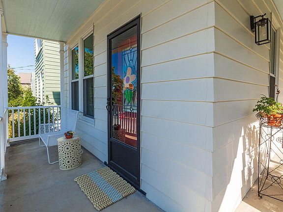 4th image of 505 Ward Ave