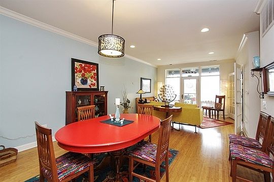 3rd image of 2326 W Giddings St APT 402
