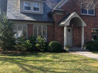 1 Sylvan Ln, Old Greenwich, CT 06870