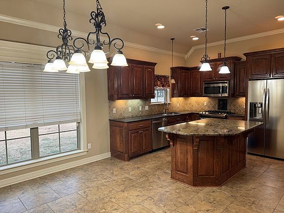 5th image of 508 Brompton Ln