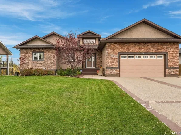 212 EDGEWOOD Drive, Buena Vista, SK S2V 1C3