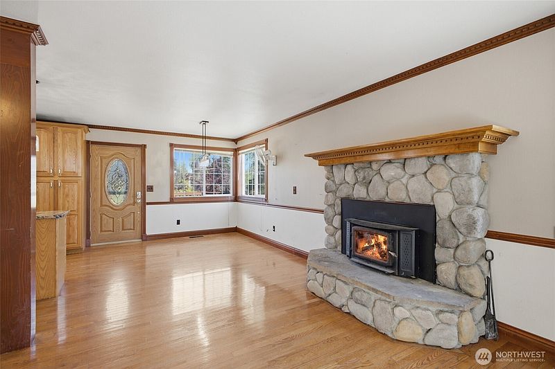 3rd image of 34721 40th Avenue S