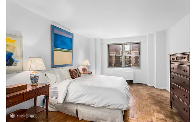 Sold by Douglas Elliman | media 19