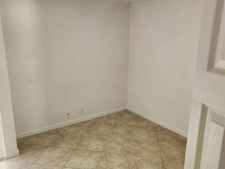 834 NW 82nd Ave #834 — Photo 7