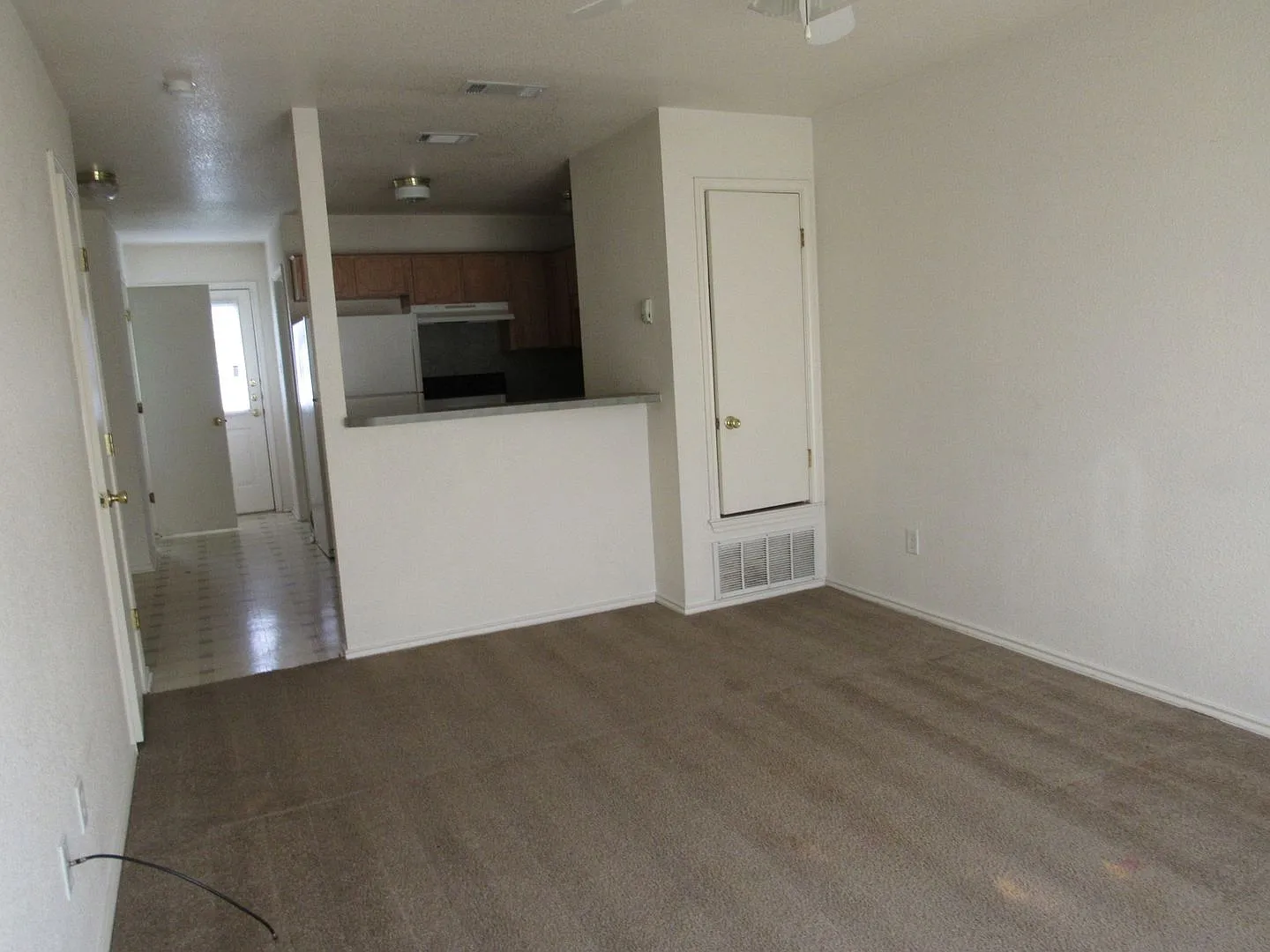 4409 Mattie Dr — Photo 3