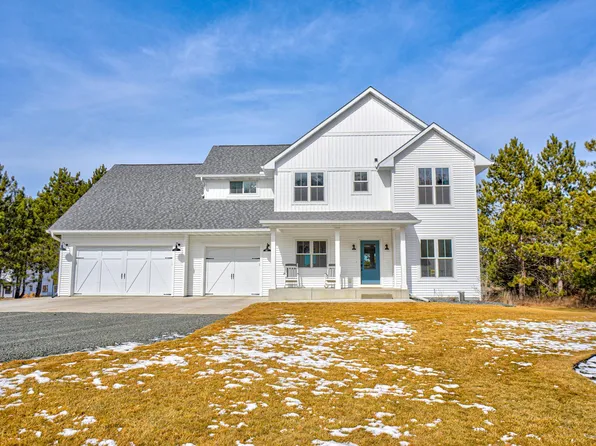 1052 E River Dr, River Falls, WI 54022