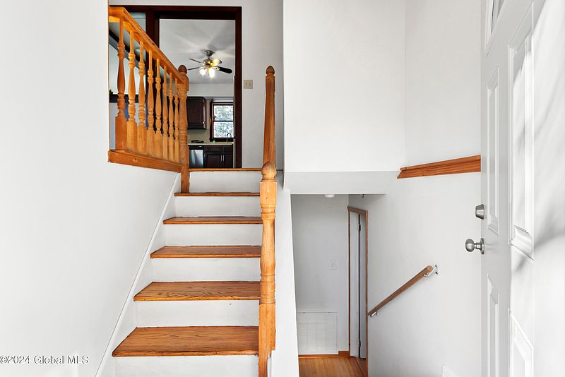 3rd image of 1129 Eastern Avenue