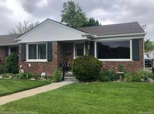 9924 Farmington Rd, Livonia, MI 48150