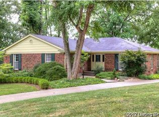 3300 Cross Pointe Rd, Broeck Pointe, KY 40241